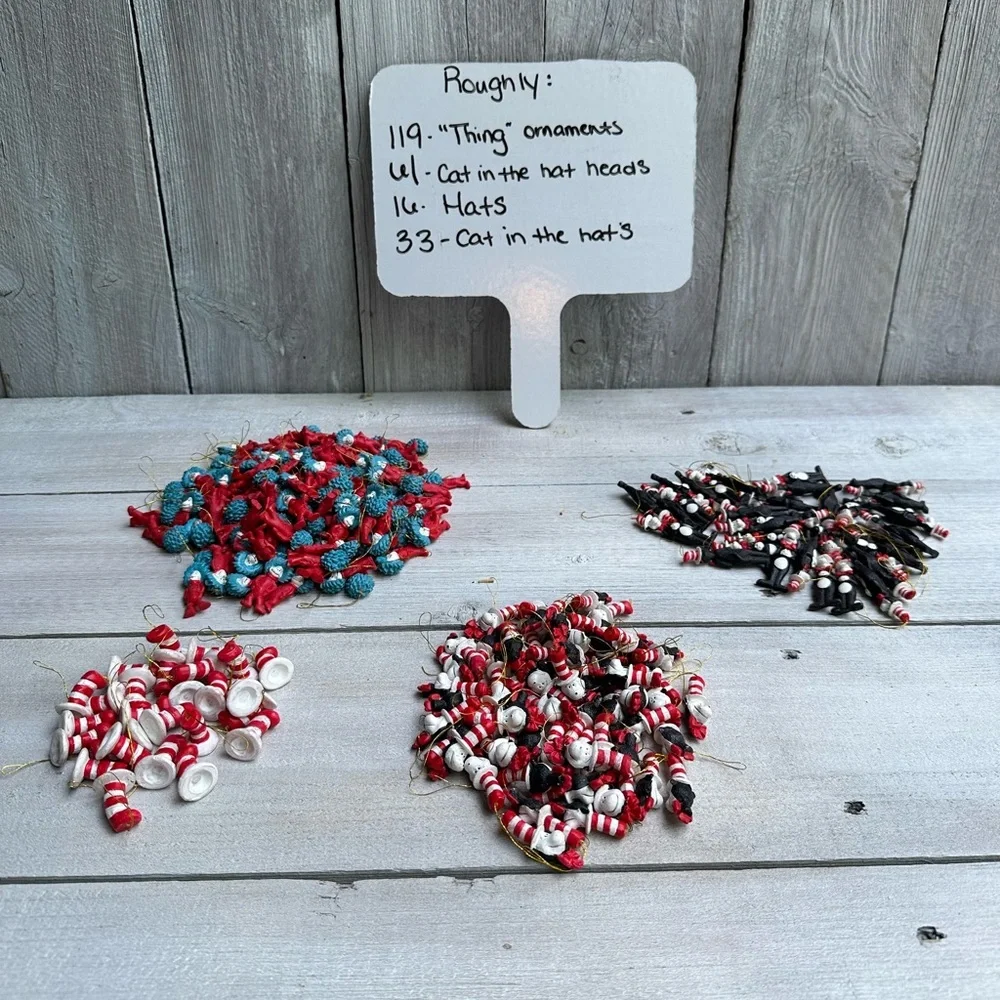 Lot Of Hat In The Cat Christmas Ornaments Miniature 229 Pieces‎